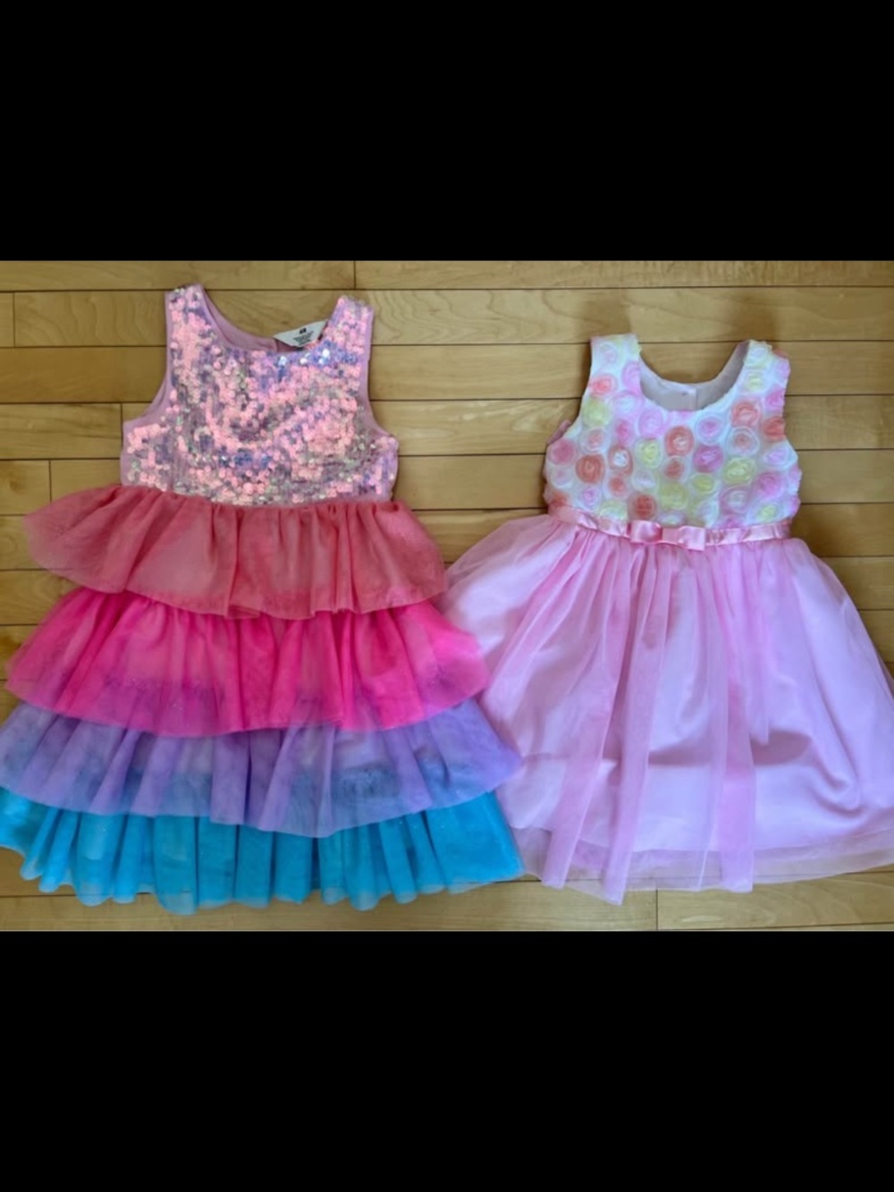 Beautiful girl dresses (3-4 y)